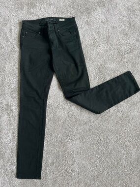 Level 99 | Lily Skinny Straight